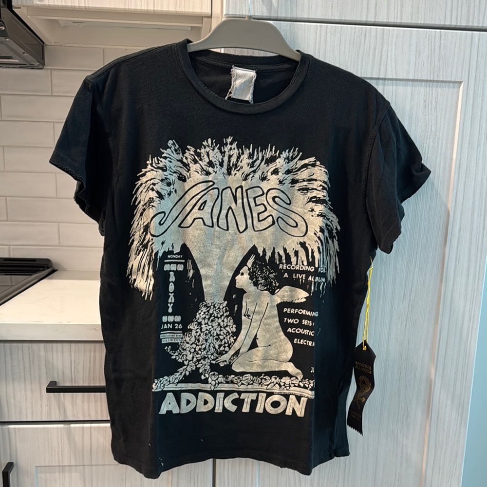 madeworn tee brand new